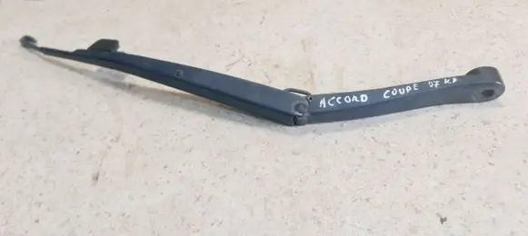 Honda Accord Front wiper blade arm 6162