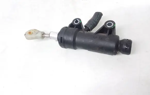 BMW 1 E81 E87 Clutch master cylinder 6773670