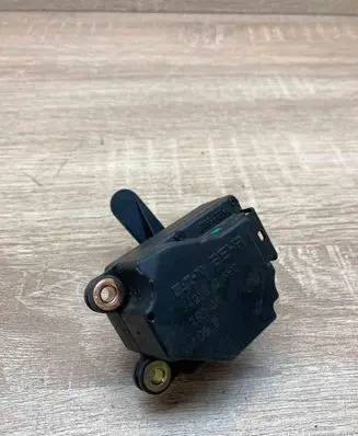 Volvo S60 Air flap motor/actuator 74935D 250401