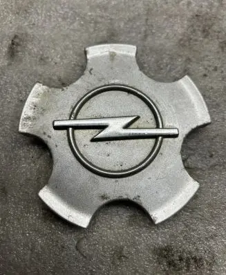 Opel Vectra C R20 wheel hub/cap/trim 90576630EJ