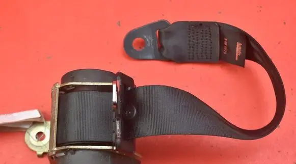 Citroen C4 I Front seatbelt 96567808XX