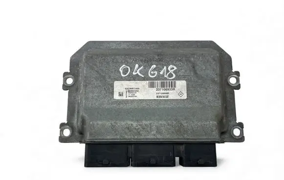 Dacia Duster Engine control unit/module ECU 237106933R 237105698R