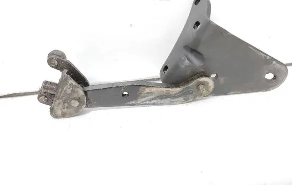 Volkswagen Transporter - Caravelle T5 Sliding door lower roller guide/hinge 7H0843398F 043231135