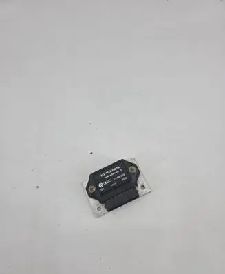 Audi 100 200 5000 C3 Ignition amplifier control unit 211905351D 333231 65432