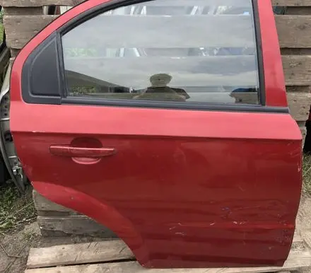 Chevrolet Aveo Rear door