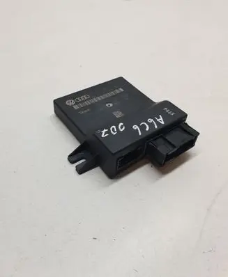 Audi A6 S6 C6 4F Gateway control module 4L0907468B 4L0910468A