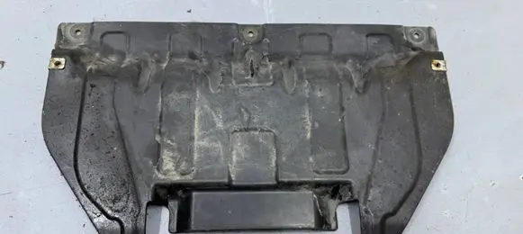 BMW 3 F30 F35 F31 Engine splash shield/under tray 6850067
