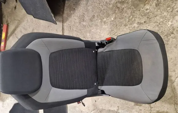 Citroen C4 II Picasso Rear seat 