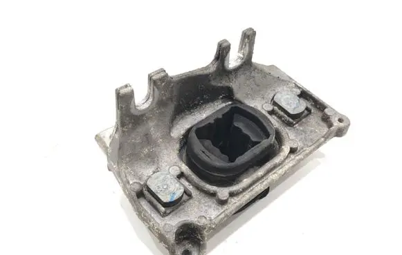 Dacia Duster II Engine mount vacuum valve 112228880R