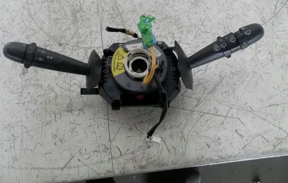 Alfa Romeo 147 Wiper turn signal indicator stalk/switch 735293311