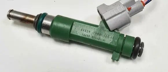 Dacia Sandero Fuel injector 166008494R