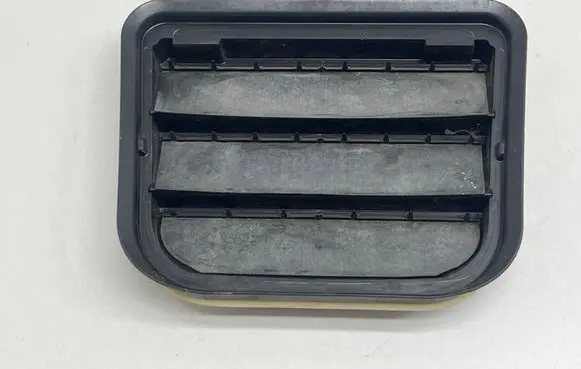 Volvo S60 Quarter panel pressure vent 31369380