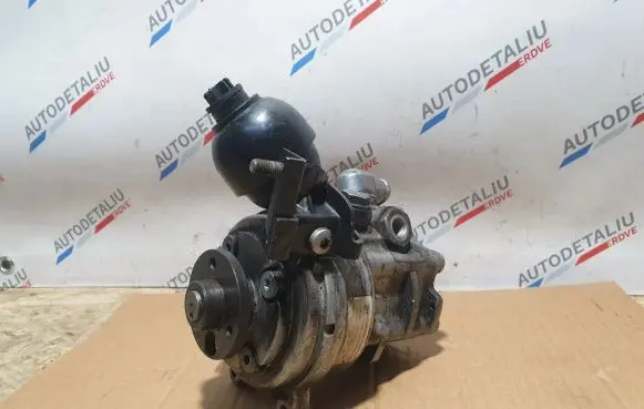 BMW 7 E65 E66 Power steering pump 6760070 32416760070