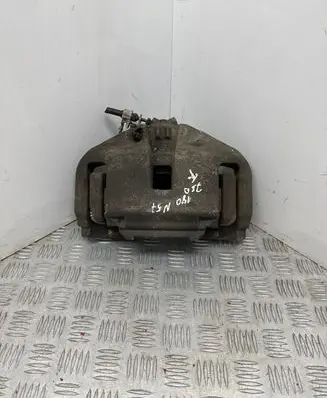 BMW 7 F01 F02 F03 F04 Front brake caliper BMW6035