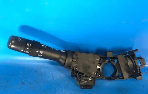 Toyota Prius (XW20) Gear shift switch/knob 8414047081