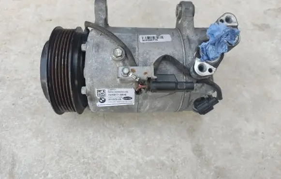 BMW 2 F45 Air conditioning (A/C) compressor (pump) 9295050 1410171816 21137510