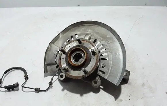 Chrysler Pacifica Front wheel hub 68189018AB