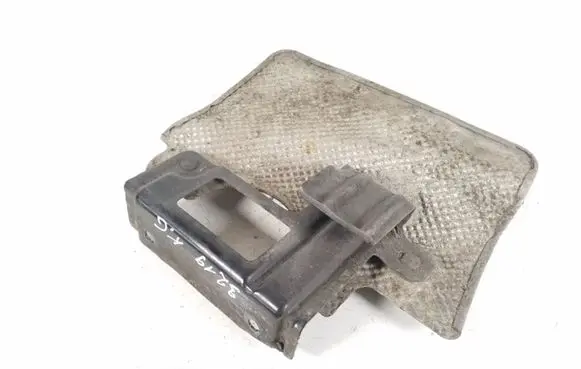 Mercedes-Benz R W251 Exhaust heat shield A2516821371