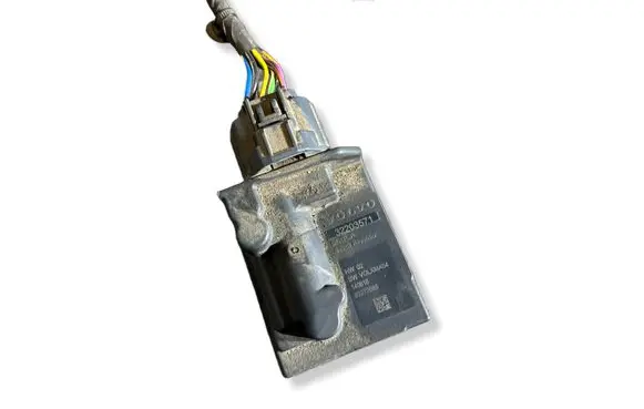 Volvo S90, V90 Fuel injection pump control unit/module 32203571