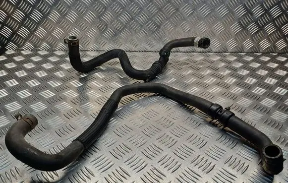 Renault Kangoo II Engine coolant pipe/hose HSR21535