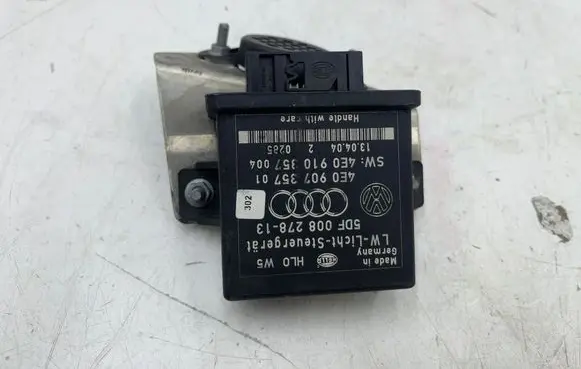 Audi A8 S8 D3 4E Light module LCM 4E0907357
