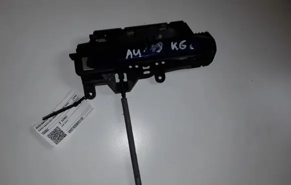 Audi A4 S4 B9 Rear door exterior handle 252083