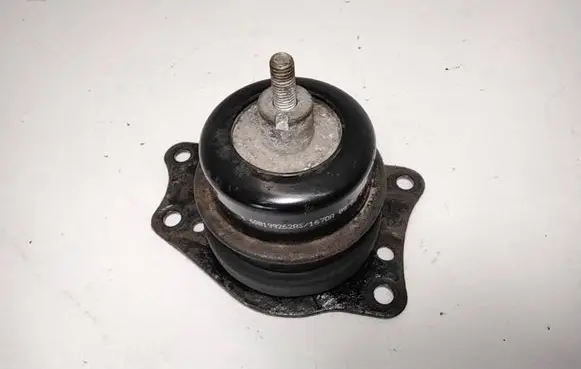 Volkswagen Polo IV 9N3 Engine mount bracket 6Q0199262AS