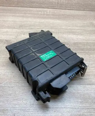 Audi 80 90 B3 Engine control unit/module ECU 811906264 0280800104