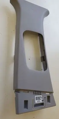 Hyundai Kona I Seat belt trim 