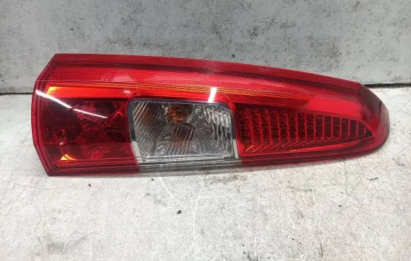 Volvo V70 Rear/tail lights 30643330