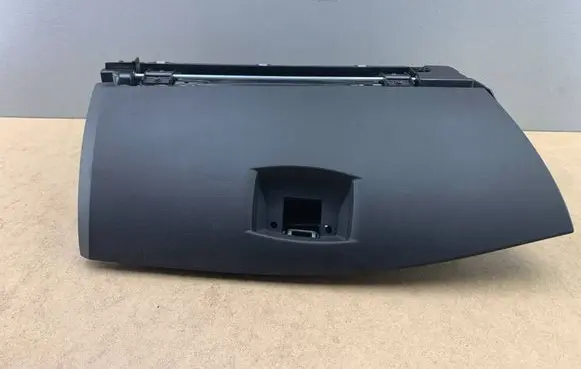 BMW 5 E60 E61 Glove box 7034080 51169132605 9132605
