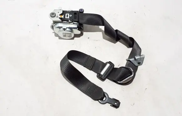 Chevrolet Silverado Front seatbelt 86802609