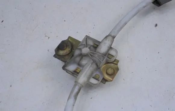 Skoda Felicia II Rear door manual window regulator 976302476