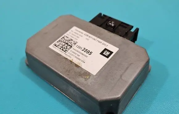 Opel Insignia B Central body control module 13513595 IMPRK1457984