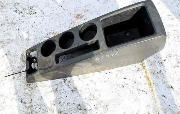 Toyota Corolla Verso AR10 Cup holder 589110f010 58911-0f010