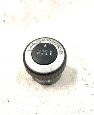 Nissan X-Trail T31 Differential lock switch PA66GF8MF33