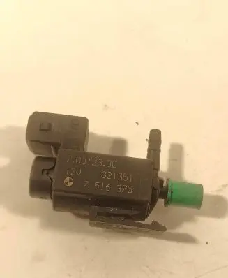 BMW 7 E65 E66 Vacuum valve 7516375 70012300 02T351