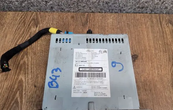 Navigation unit CD/DVD player