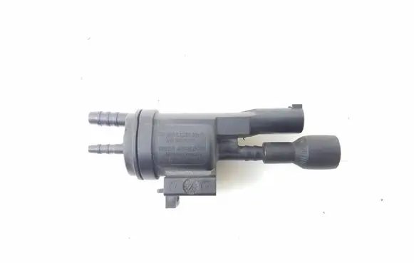 Mercedes-Benz B W246 W242 Sensor A0025407097