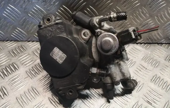 Mercedes-Benz GLK (X204) Mechanical fuel pump 6510702201 A6510702201