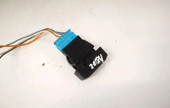 Fog light switch