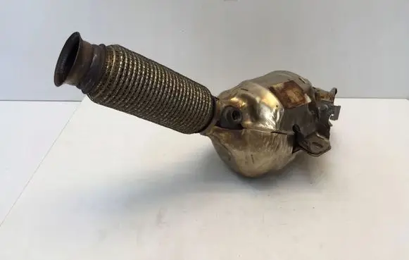 Ford Puma Catalyst/FAP/DPF particulate filter L1B15E221BE