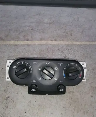 Ford Maverick Climate control unit PED31E