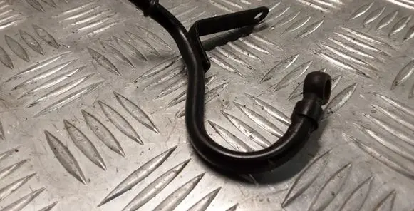 Engine coolant pipe/hose