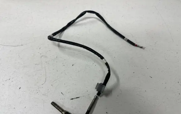 Volkswagen Golf VI Exhaust gas temperature sensor 03L906088AJ