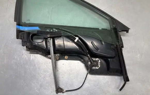 Audi 80 90 B3 Front door manual window regulator 43R001025