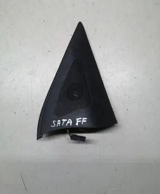 Hyundai Santa Fe Front door high frequency speaker 876612B010