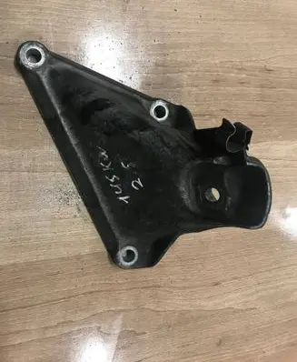 BMW 5 E60 E61 Engine mounting bracket 6769153 EN1706AC 460000F