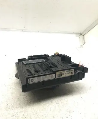 Volvo XC90 Fuse module 30728512