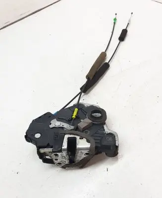 Lexus IS 220D-250-350 Rear door lock 6A2309